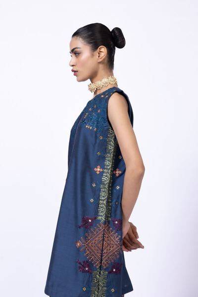 Embroidered | Raw Silk | Kurta | AED 60.00