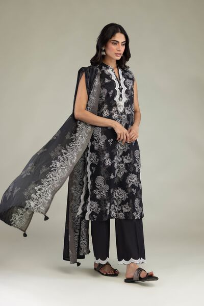 Embroidered | Lawn | Black Lawn Dupatta | AED 130.00