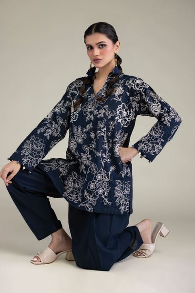 Embroidered | Cambric | Floral Threadwork Kurta | AED 150.00