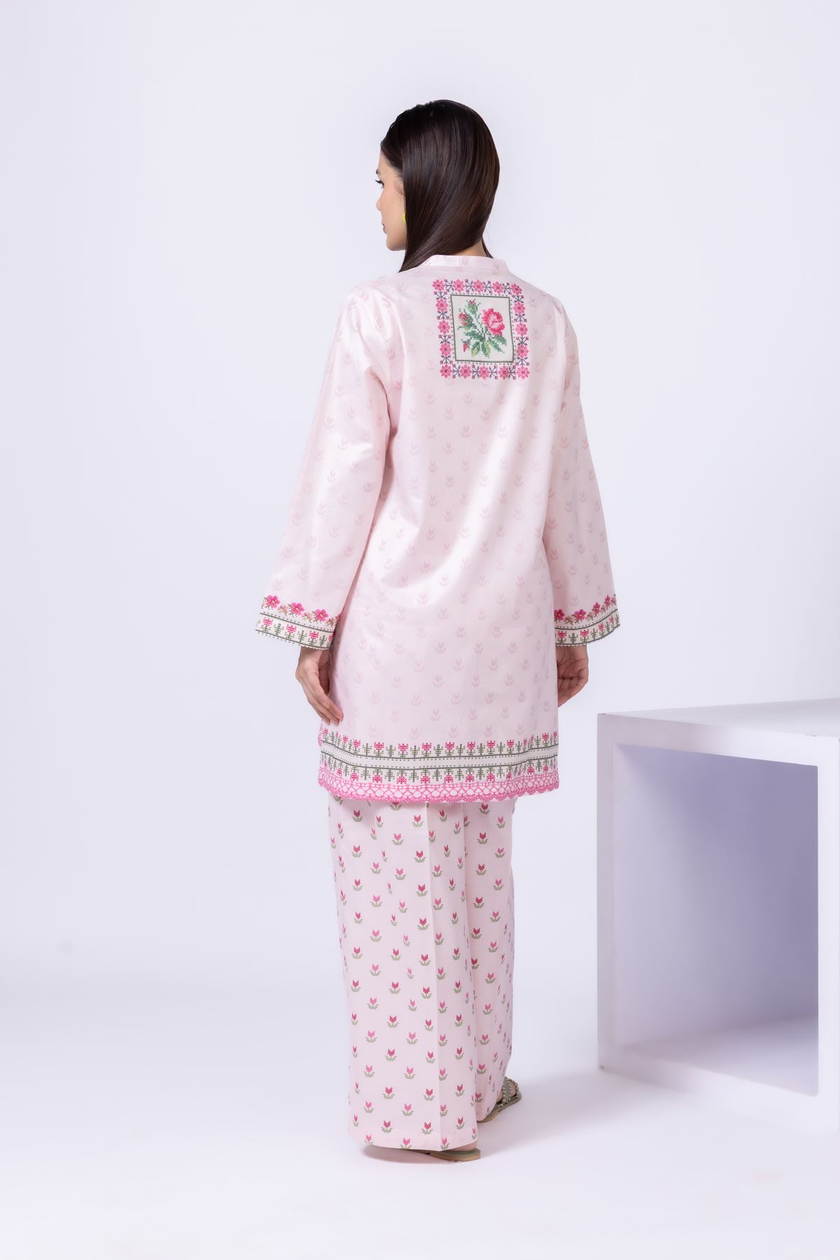 Buy Kurta | 0.0 N/A | 25-01EX4-11TA-VG_MULTI | Khaadi United