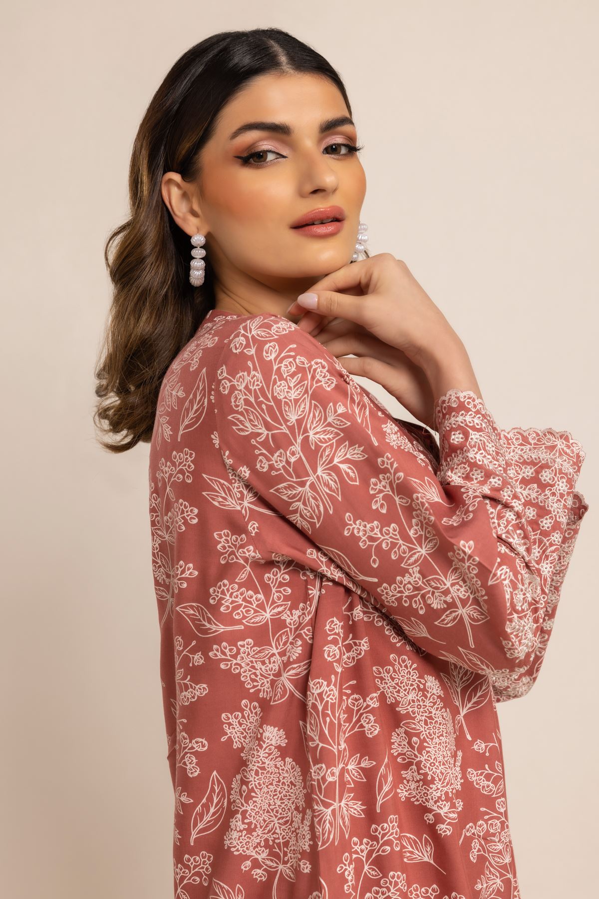  | Kurta | Embroidered | null