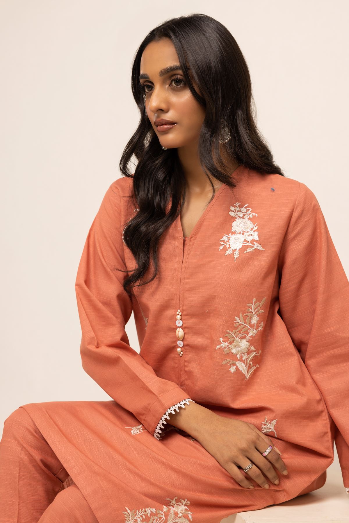  | Kurta | Embroidered | null